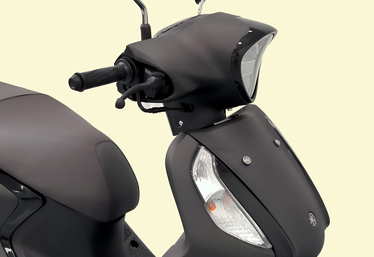Fascino 125 màu đen nhám 2024 có đèn pha và xinhan LED siêu nét với thiết kế lạ mắt